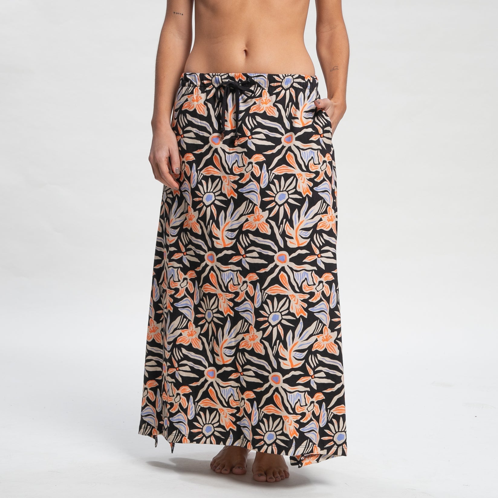 Pollera Rusty Cutout Maxi Skirt Ld Black