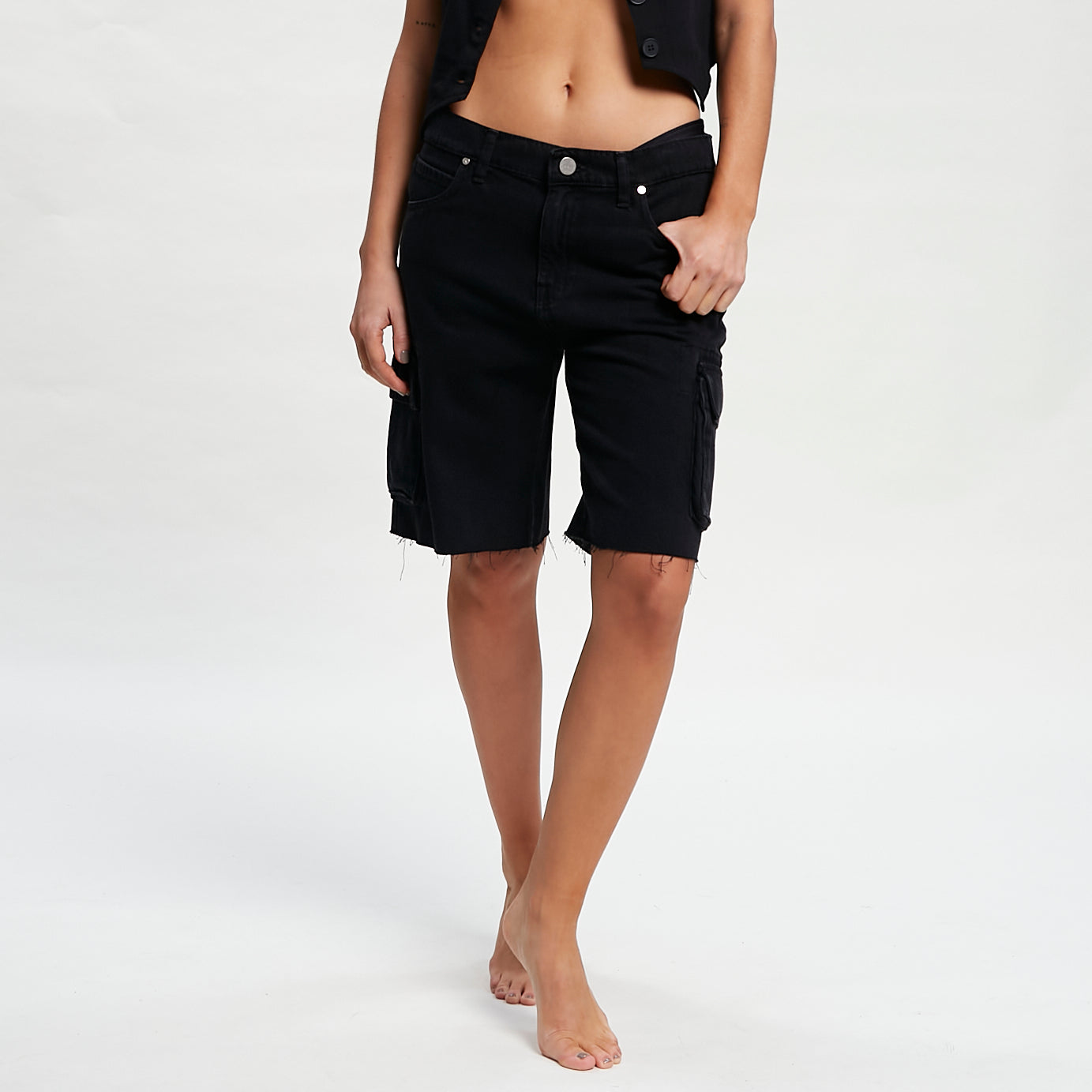 Bermuda Rusty Vampire Long Cargo Short Ld Washed Black