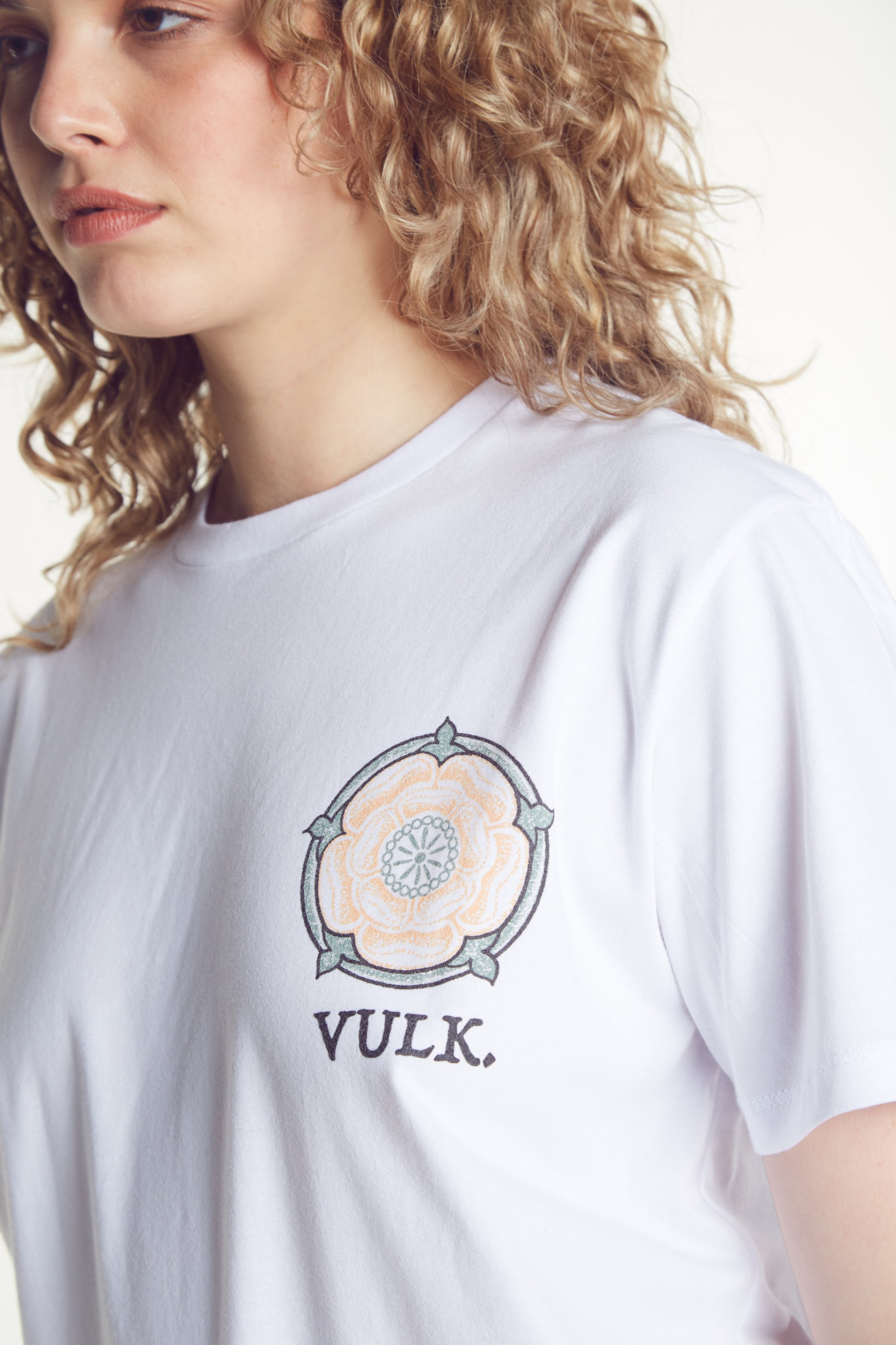 remera_mc_vulk_compass_tee_white#DF#WHITE