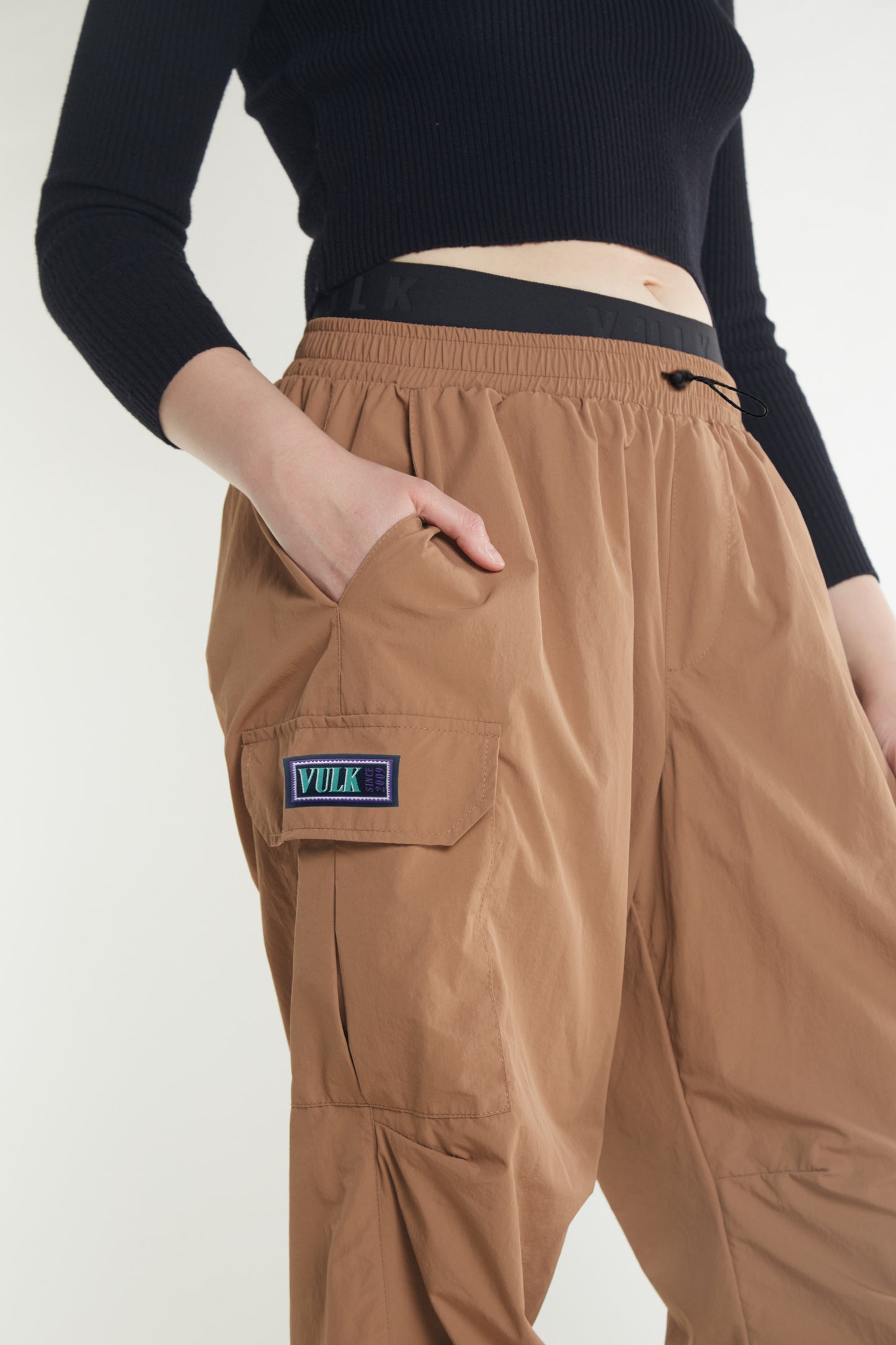 pantalon_vulk_jess_parachutes_pant_brown#ED#BROWN